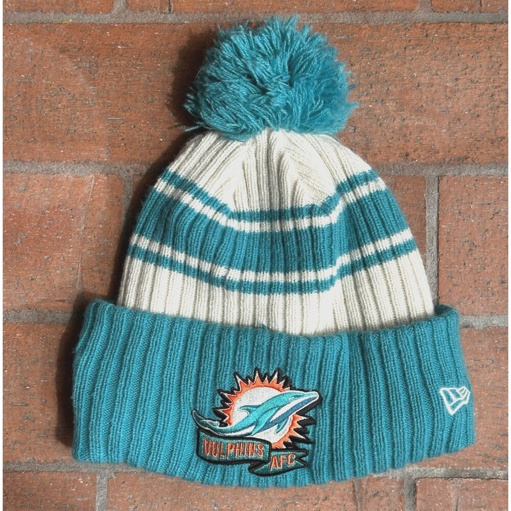 Miami Dolphins NFL New Era 2022 Sideline Cuffed Pom Knit Hat Beanie Hat